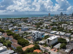 808 84th St, Miami Beach FL 33141