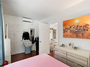 808 84th St, Miami Beach FL 33141