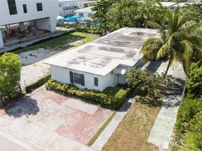808 84th St, Miami Beach FL 33141
