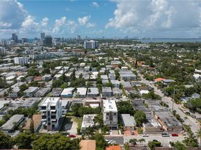 808 84th St, Miami Beach FL 33141