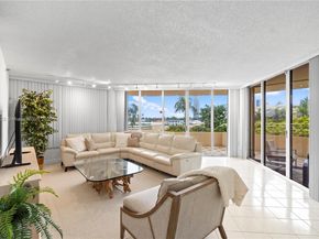 20191 E Country Club Dr 407, Aventura FL 33180