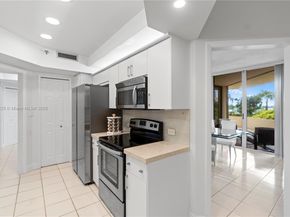 20191 E Country Club Dr 407, Aventura FL 33180