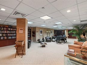 20191 E Country Club Dr 407, Aventura FL 33180