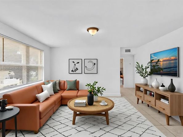 2800 NW 6th Ct, Fort Lauderdale FL 33311