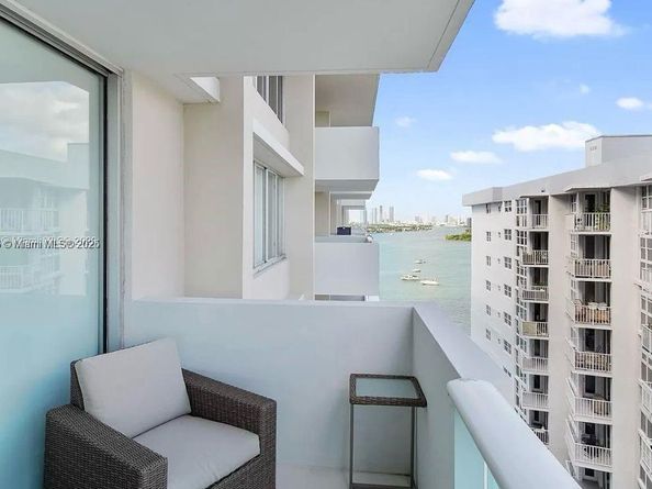 1200 West Ave 1520, Miami Beach FL 33139