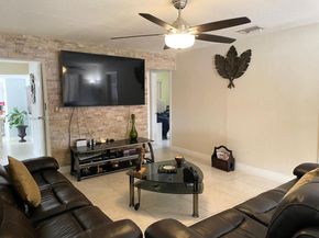 1847 W 2nd Ave, Hialeah FL 33010