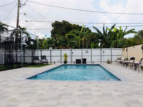 1847 W 2nd Ave, Hialeah FL 33010