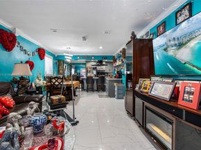 1651 NW 111th St, Miami FL 33167