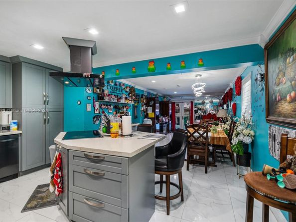 1651 NW 111th St, Miami FL 33167