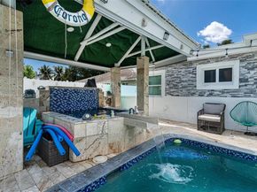 1651 NW 111th St, Miami FL 33167