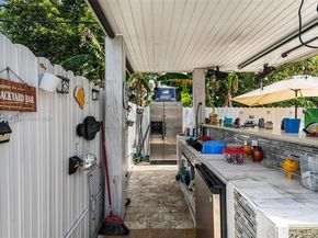 1651 NW 111th St, Miami FL 33167