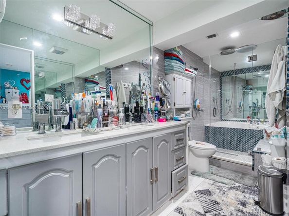 1651 NW 111th St, Miami FL 33167