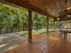 324 NW 153rd Ln, Pembroke Pines FL 33028