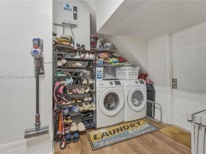 324 NW 153rd Ln, Pembroke Pines FL 33028