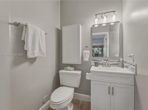 324 NW 153rd Ln, Pembroke Pines FL 33028