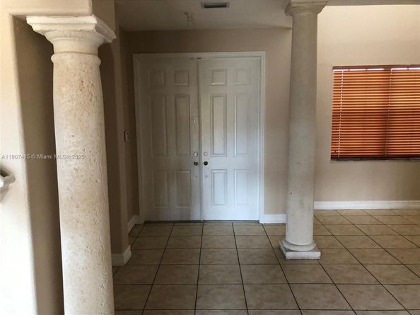13426 SW 177th Ter, Miami FL 33177