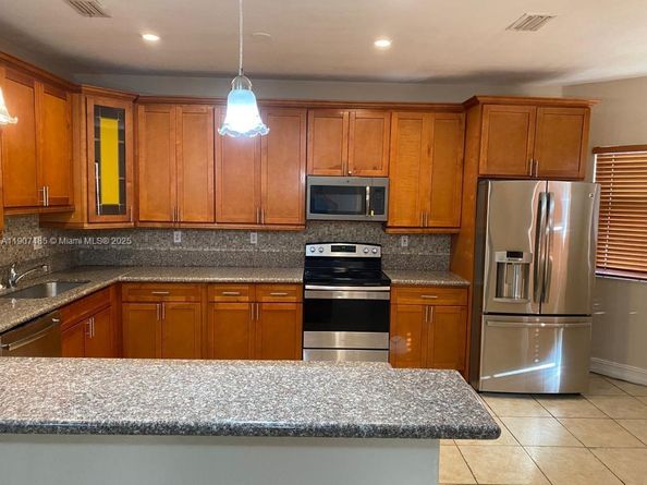 13426 SW 177th Ter, Miami FL 33177