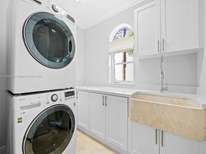 821 SE 2nd Ct, Fort Lauderdale FL 33301