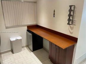 8255 Abbott Ave 402, Miami Beach FL 33141
