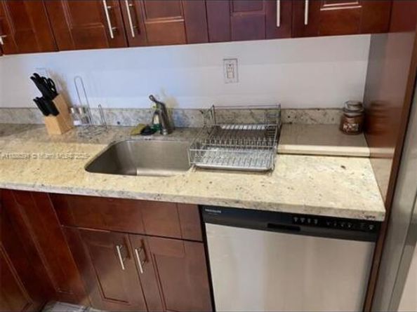 8255 Abbott Ave 402, Miami Beach FL 33141