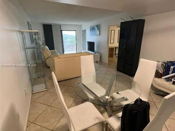 8255 Abbott Ave 402, Miami Beach FL 33141
