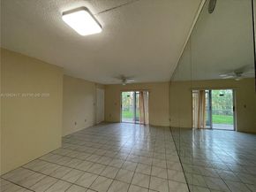 426 NE 210th Cir Ter 1032, Miami FL 33179