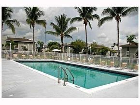 426 NE 210th Cir Ter 1032, Miami FL 33179
