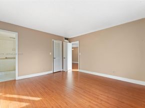 8901 S Hollybrook Blvd 303, Pembroke Pines FL 33025