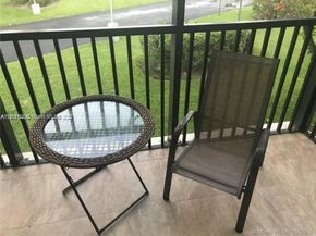 3401 N Country Club Dr 219, Aventura FL 33180