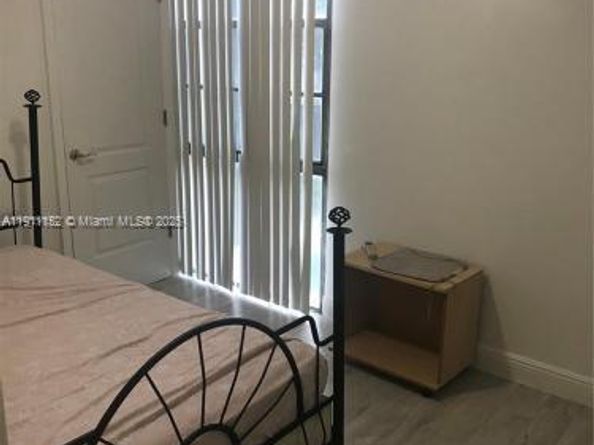 3401 N Country Club Dr 219, Aventura FL 33180