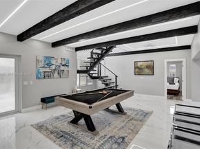 63 SE 5th Ave, Deerfield Beach FL 33441