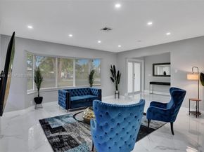 63 SE 5th Ave, Deerfield Beach FL 33441