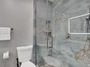 63 SE 5th Ave, Deerfield Beach FL 33441