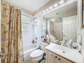15329 SW 51st St, Davie FL 33331