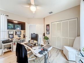 15329 SW 51st St, Davie FL 33331