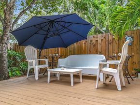 15329 SW 51st St, Davie FL 33331
