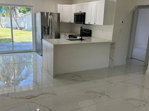 2331 Coolidge St, Hollywood FL 33020