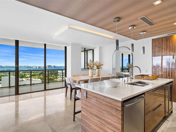 5875 Collins Ave 1908, Miami Beach FL 33140