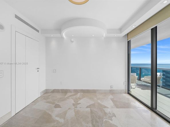 5875 Collins Ave 1908, Miami Beach FL 33140