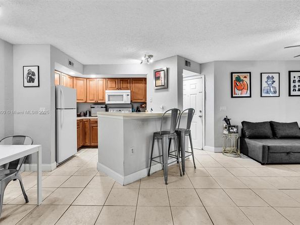 12510 Vista Isles Dr 1216, Sunrise FL 33325