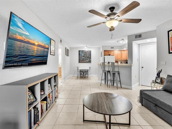 12510 Vista Isles Dr 1216, Sunrise FL 33325