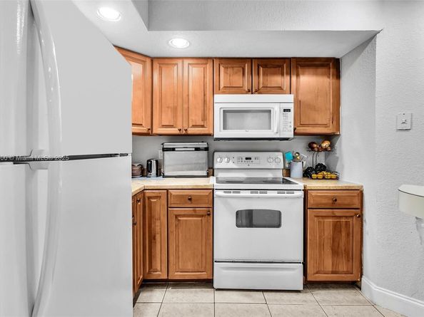 12510 Vista Isles Dr 1216, Sunrise FL 33325