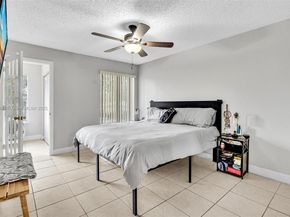 12510 Vista Isles Dr 1216, Sunrise FL 33325