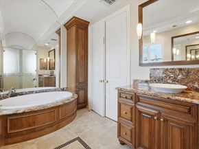 2641 NE 6th St, Pompano Beach FL 33062