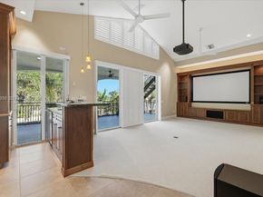 2641 NE 6th St, Pompano Beach FL 33062