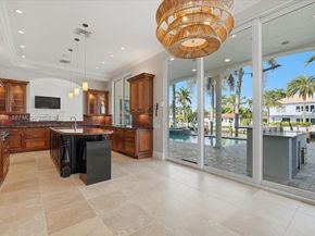 2641 NE 6th St, Pompano Beach FL 33062