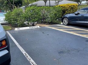 5860 NW 44th St, Lauderhill FL 33319