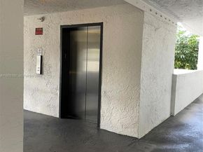 5860 NW 44th St, Lauderhill FL 33319