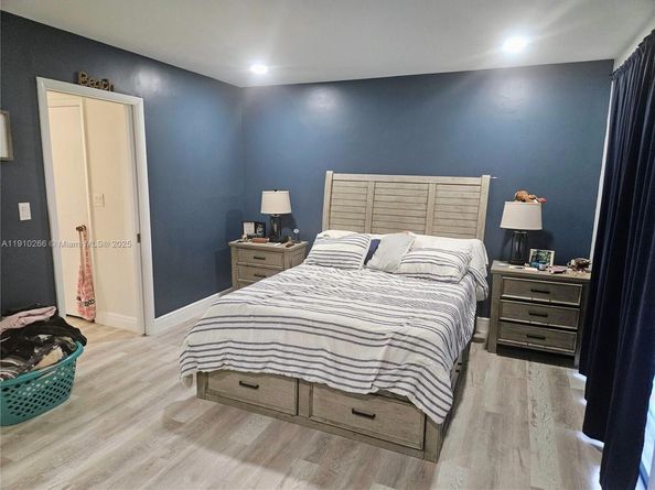 8360 SW 154th Ave, Miami FL 33193