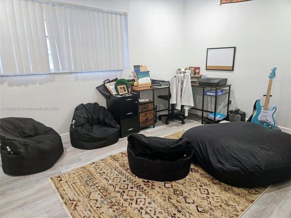 8360 SW 154th Ave, Miami FL 33193